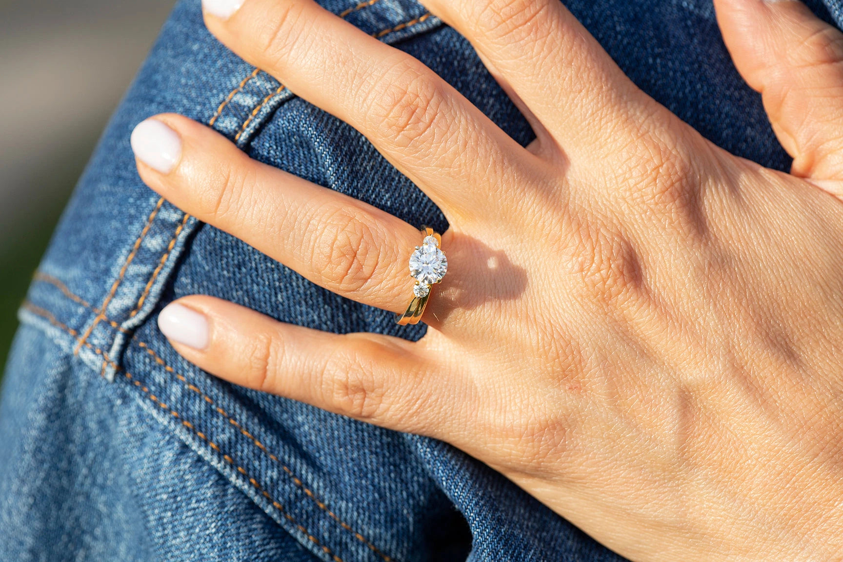 Anillo compromiso Tres Piedras