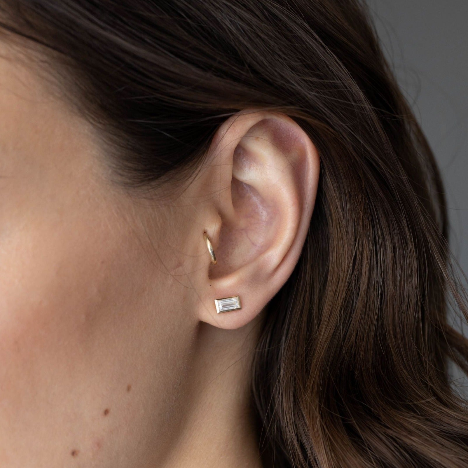 Aros Bisel con Diamante Baguette