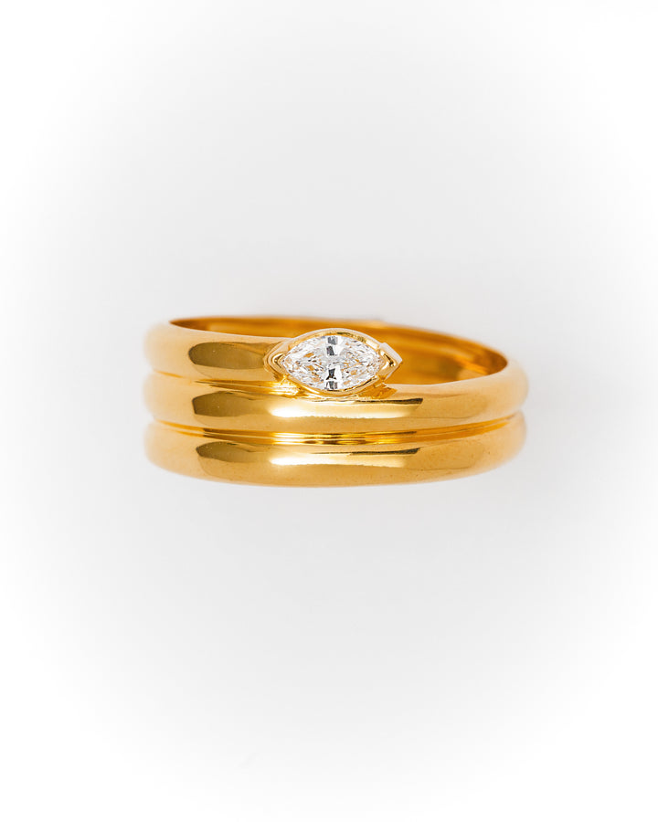 Anillo Espiral con Diamante