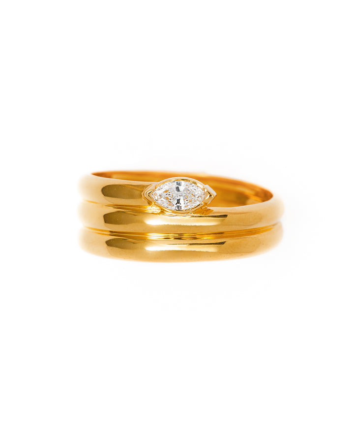 Anillo Espiral con Diamante