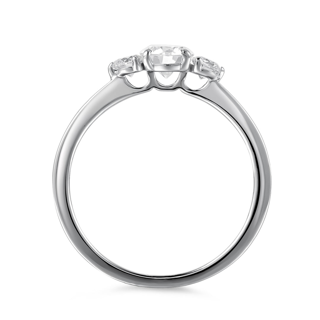Anillo Tres Piedras Clásico