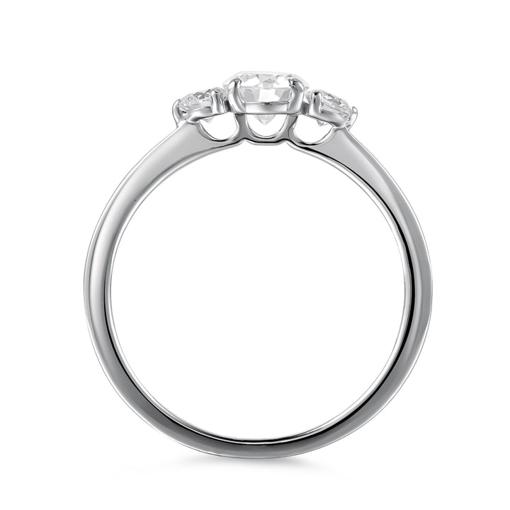 Anillo Tres Piedras Clásico