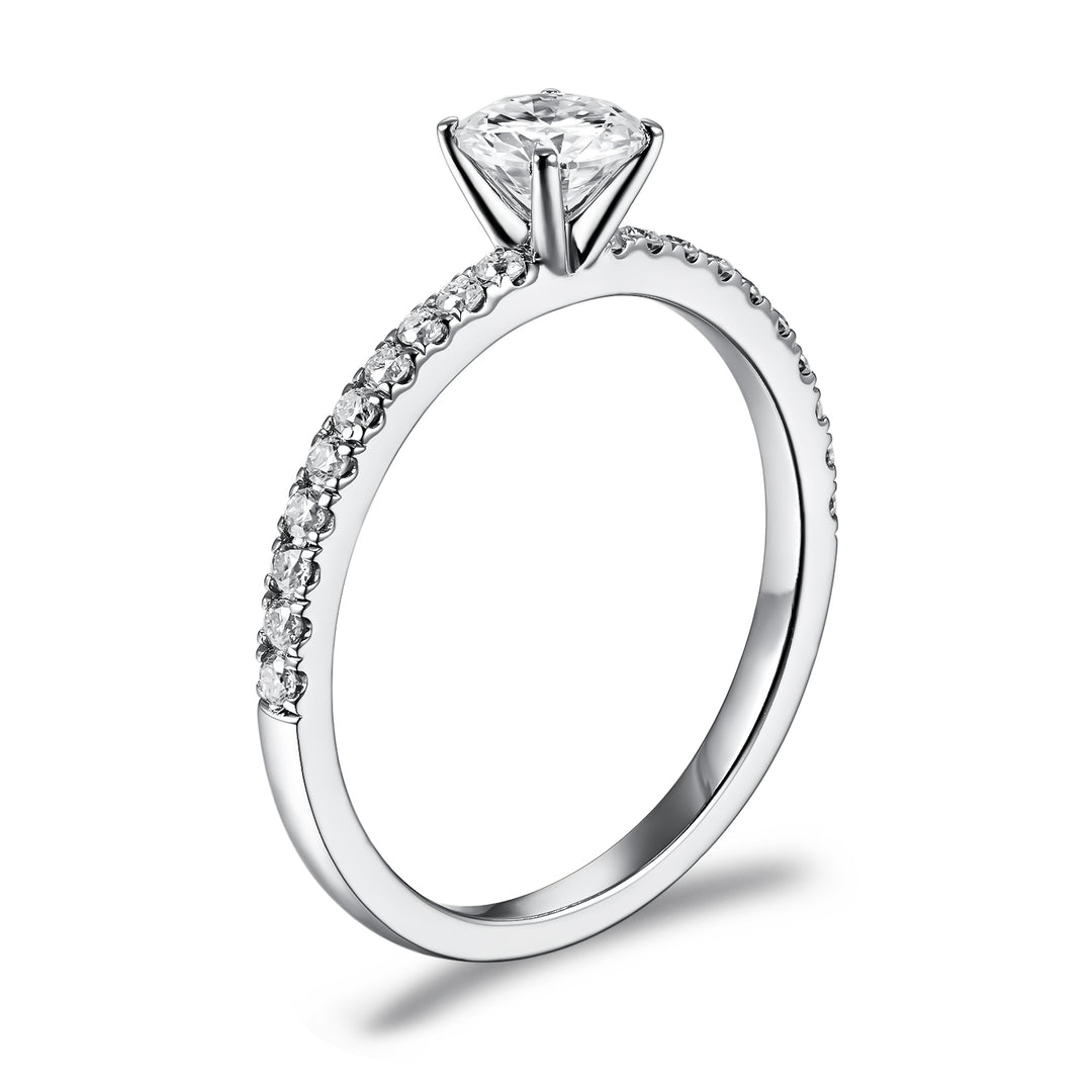 Solitario Clásico con Pavé de Diamantes